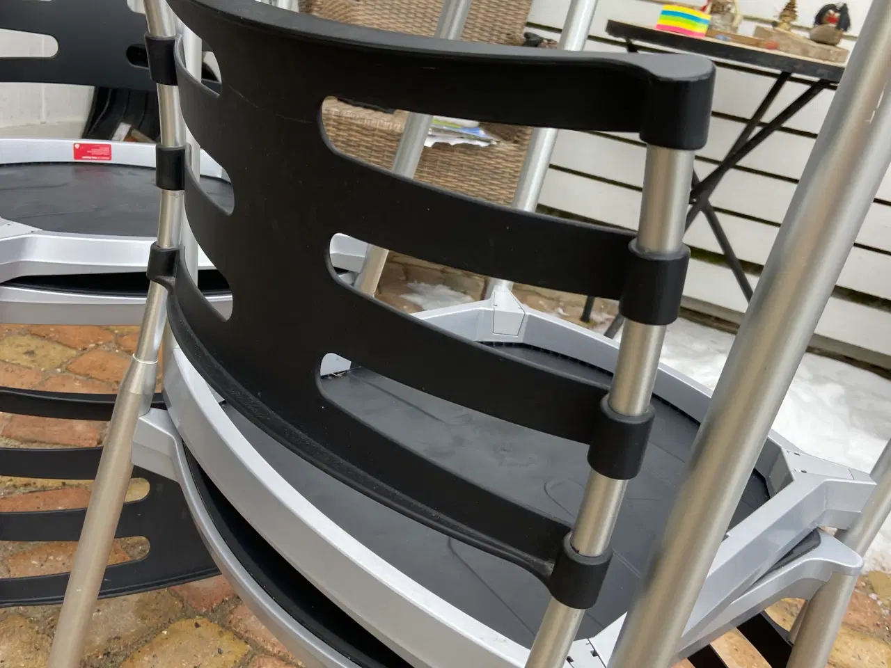 Billede 10 - Spise bord med stole