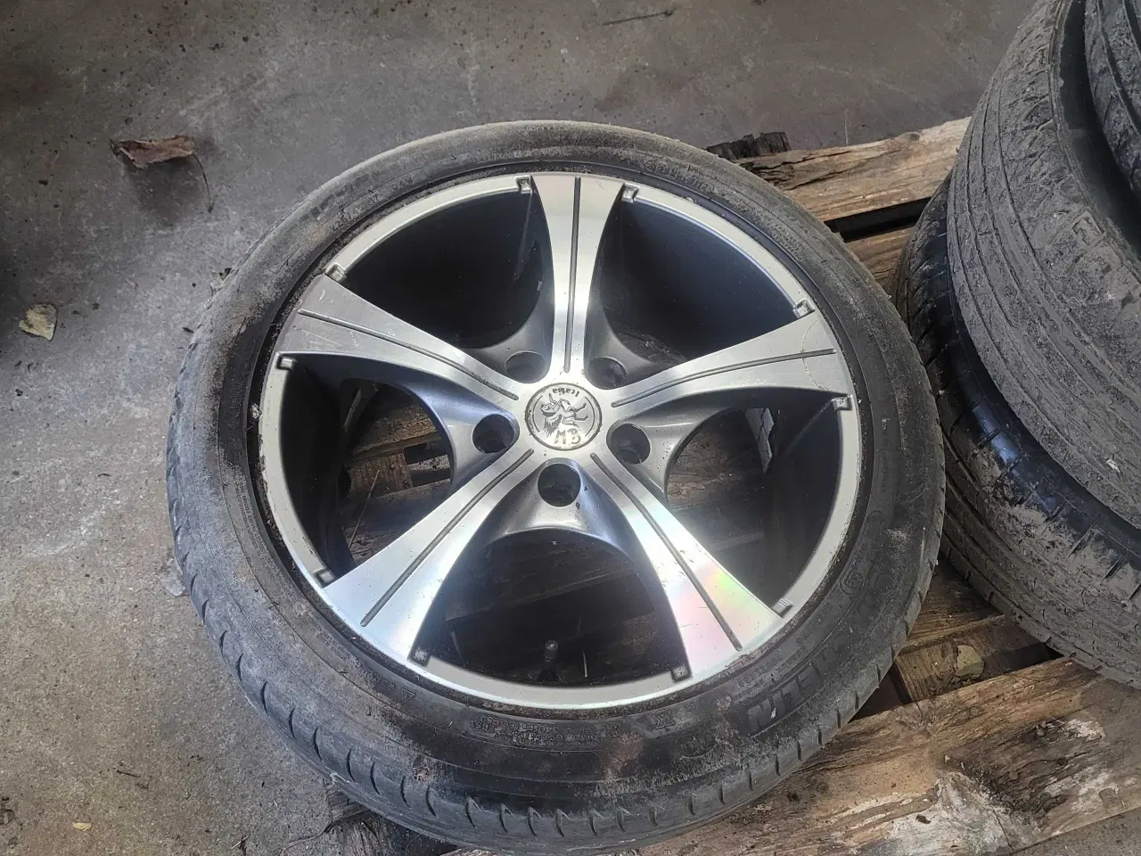 Billede 2 - 17 tommer alufælge fra mazda 3