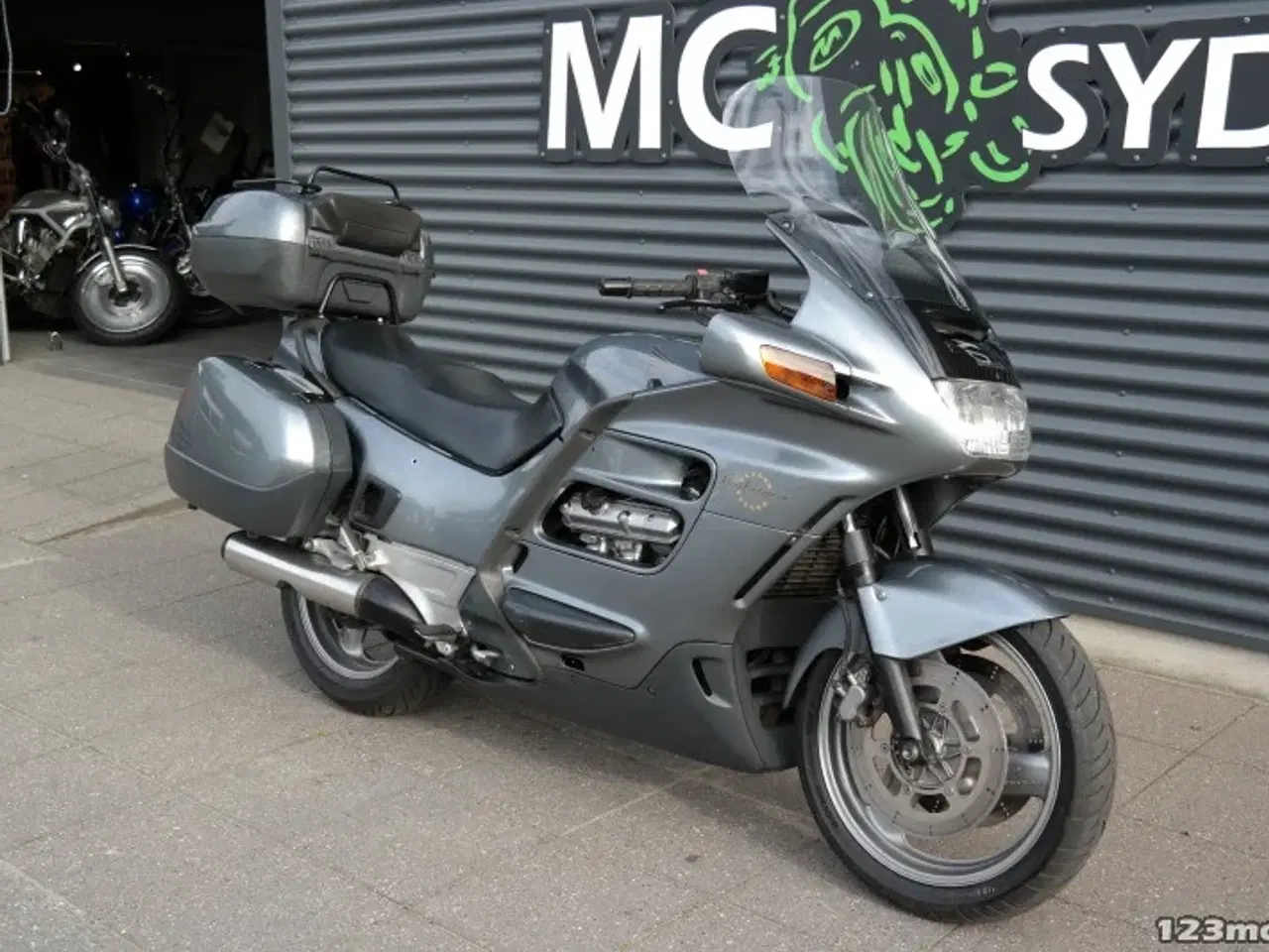 Billede 2 - Honda ST 1100 Pan European MC-SYD       BYTTER GERNE