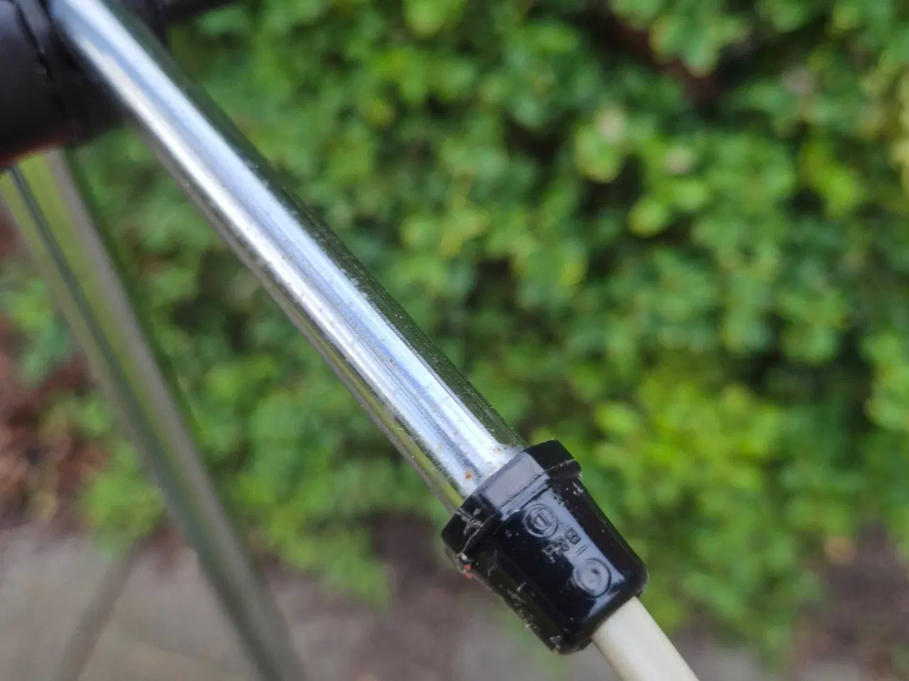 Billede 11 - Orange gulvlampe med skærm som på en arkitektlampe