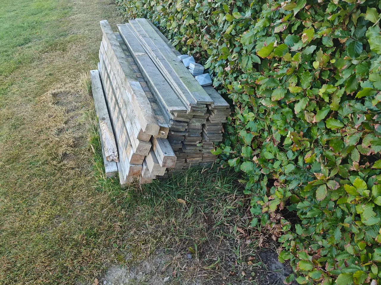 Billede 2 - Stolper og brædder