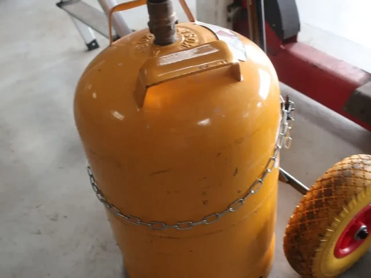 Billede 2 - Flaskevogn samt gasflaske