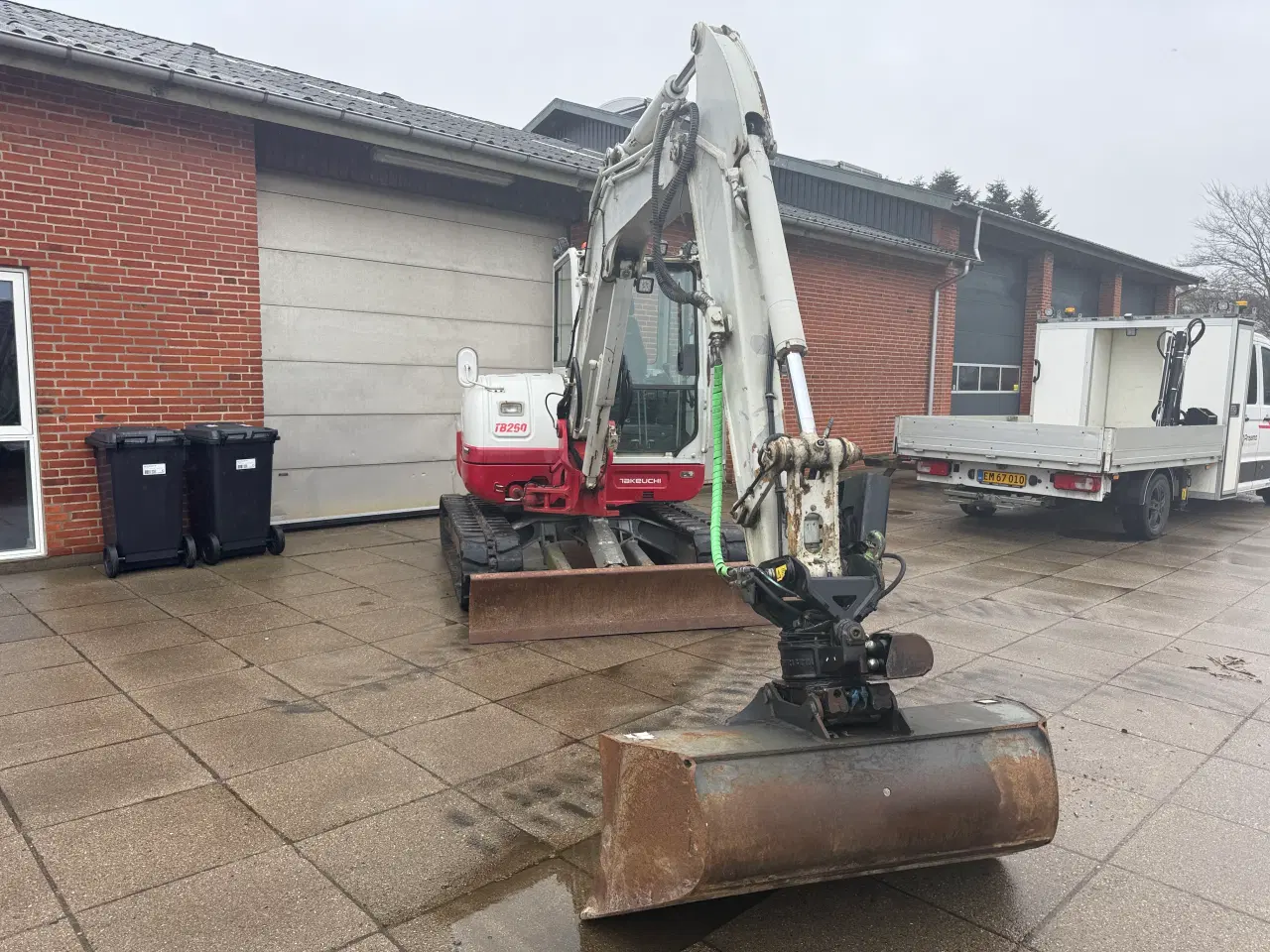 Billede 1 - Takeuchi TB260