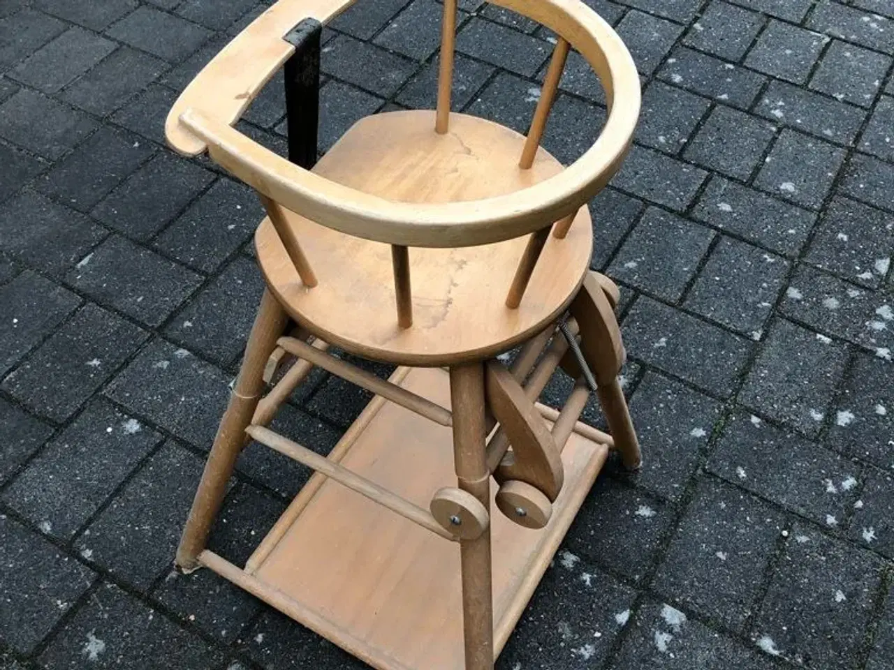 Billede 3 - Højstol i træ sælges