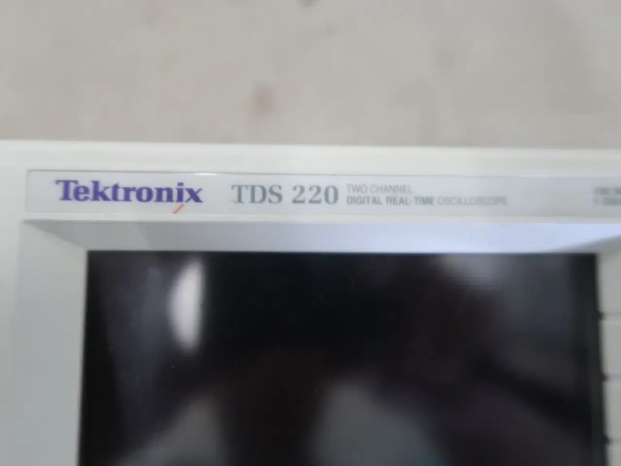 Billede 3 - Two Channel Digital Real-Time Oscilloscope TEKTRONIX TDS 220