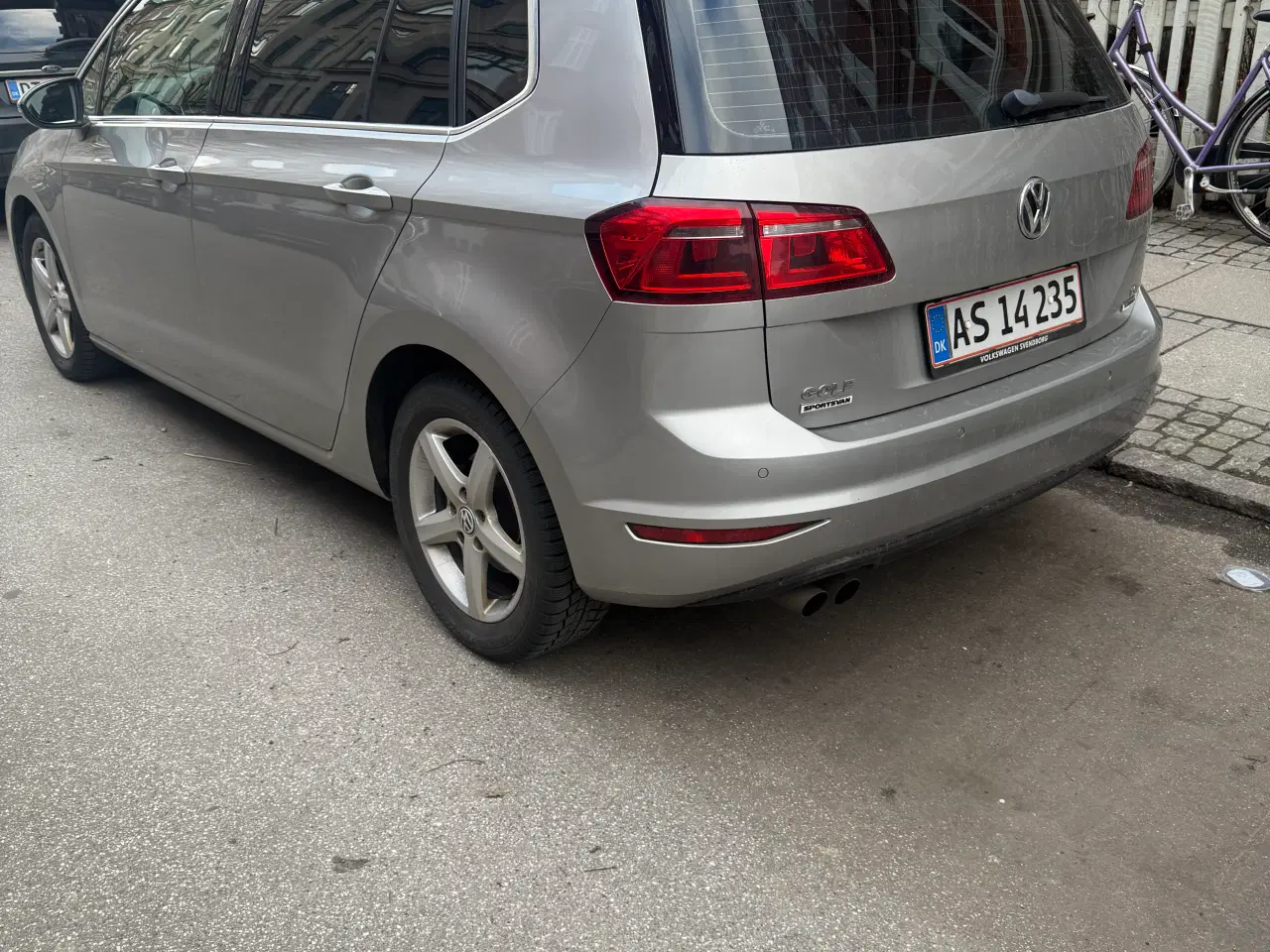 Billede 4 - Velholdt Bil