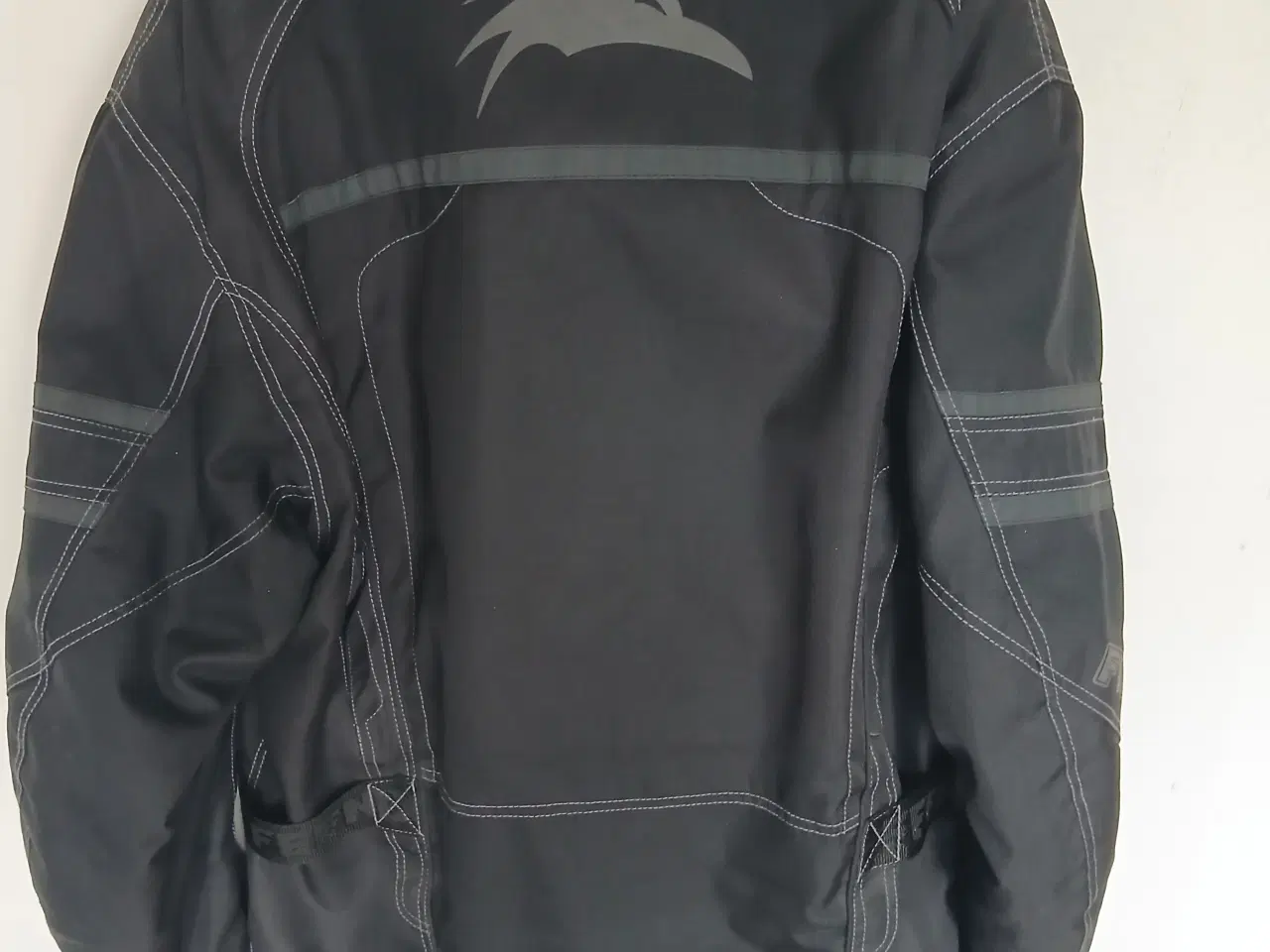 Billede 3 - Mc jakke 3XL