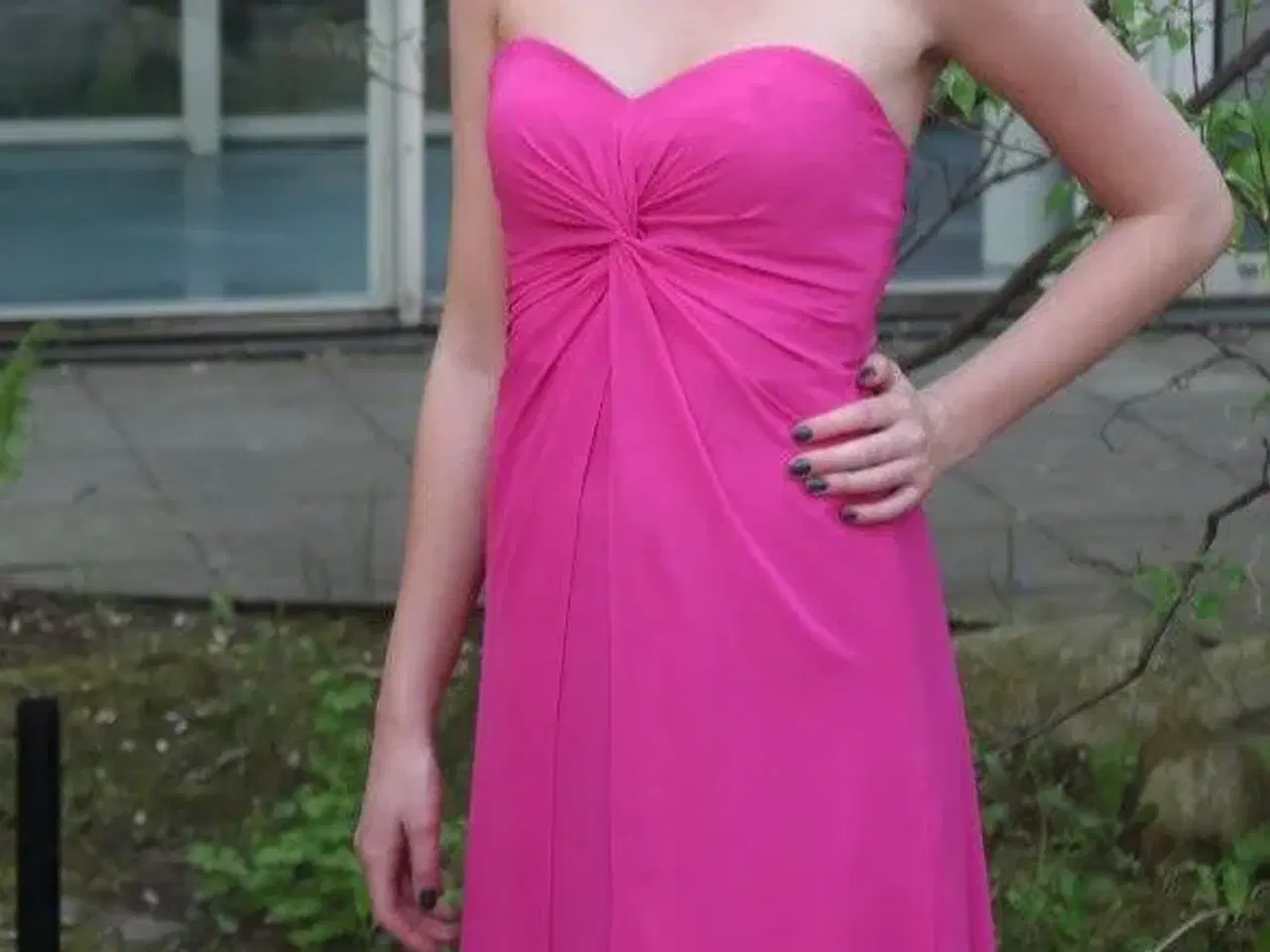 Billede 1 - Smuk kjole fra Belmonde