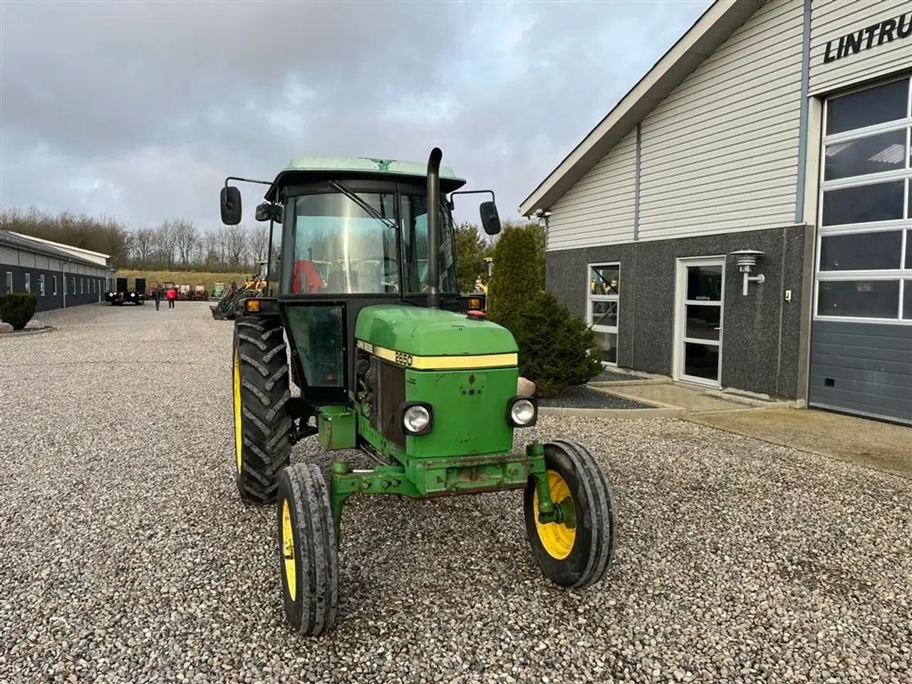 Billede 17 - John Deere 2650 KUN 3268 timer og meget snild og handy traktor