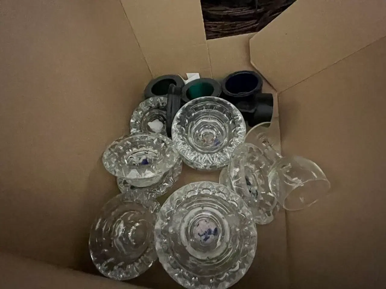 Billede 8 - Tøm Reol - inden kl. 12 (2 fag) Termokander, Gastronorm bakker m.m.