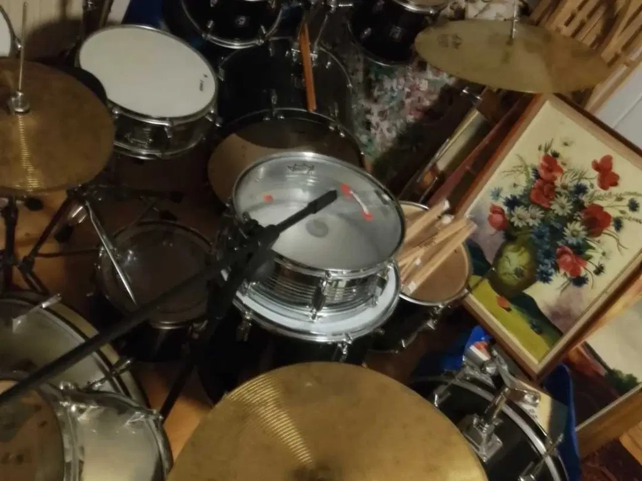 Billede 3 - Flere forskellige trommesæt og tilbehør