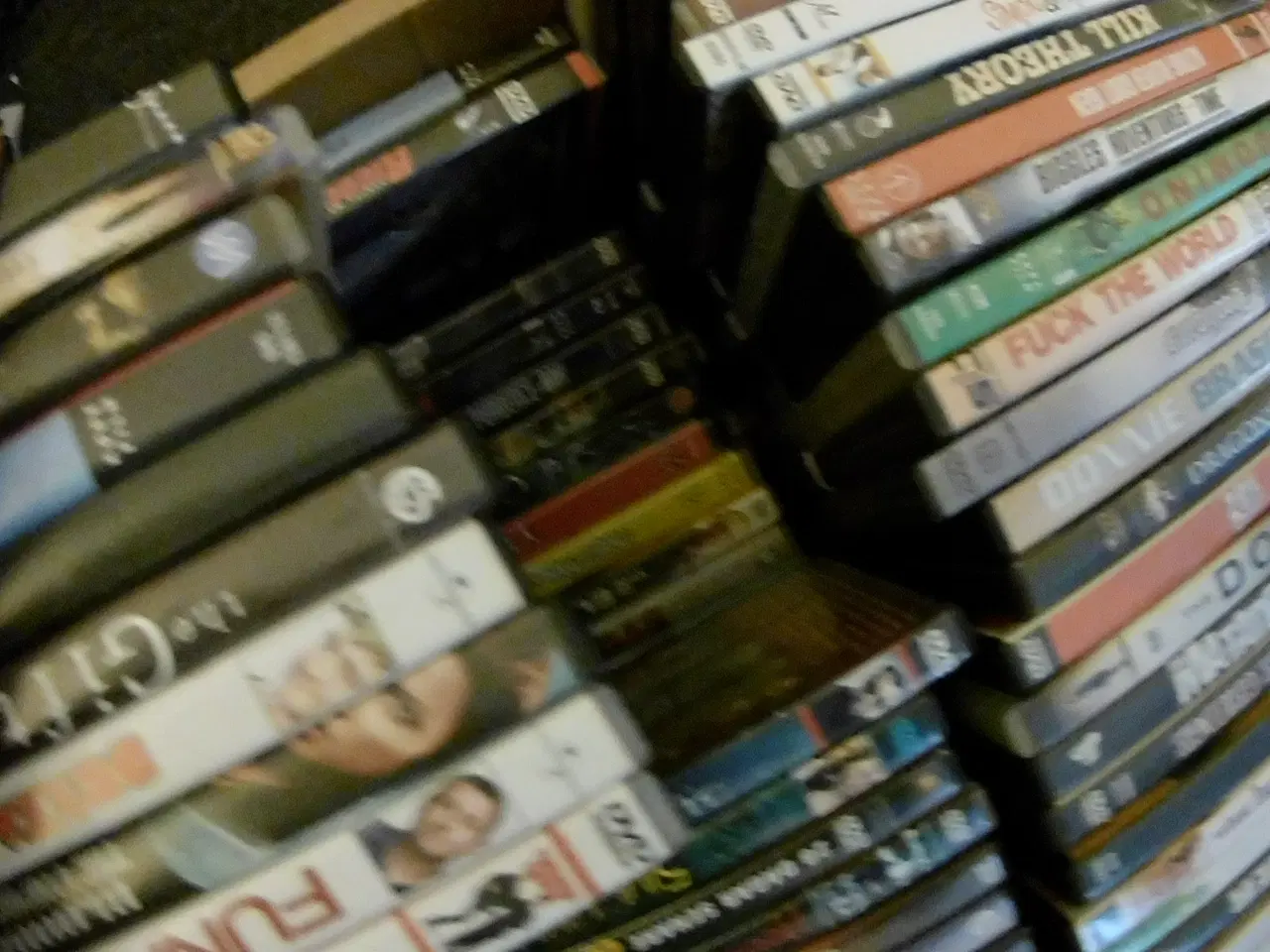 Billede 4 - dvd`er ca.350+. blandet.