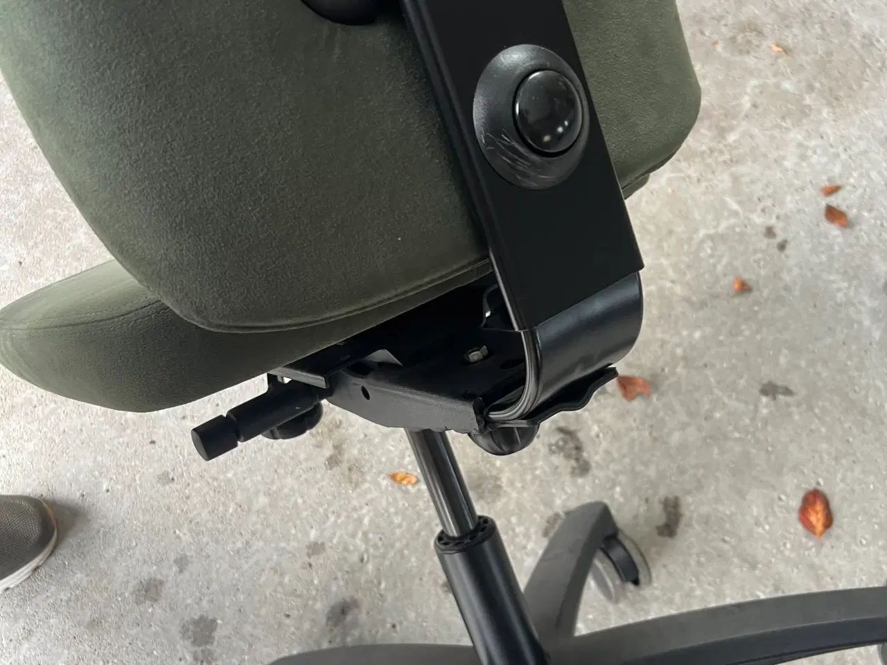 Billede 5 - SAVO Kontorstol i Grøn alcantara