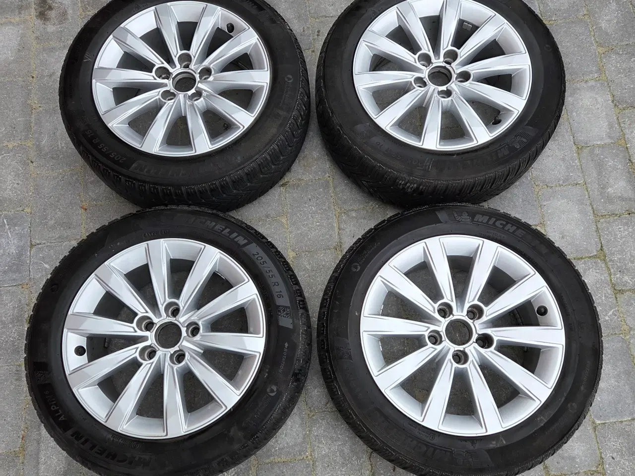 Billede 2 - Audi fælge A3 8V