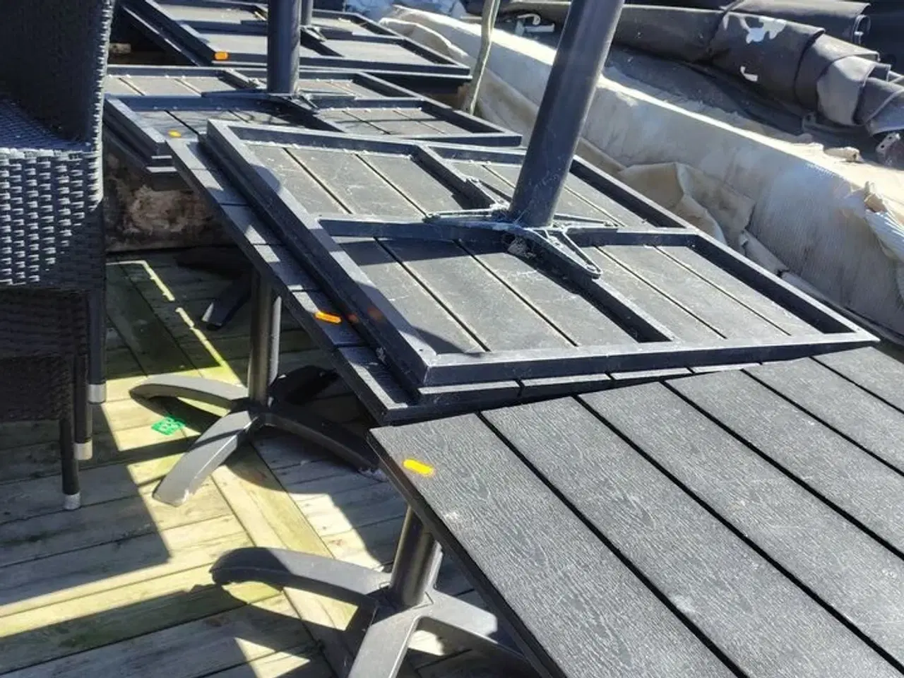 Billede 4 - Syv sorte caféborde