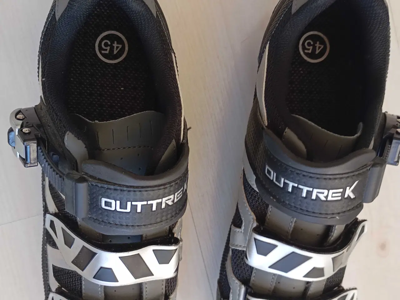 Billede 3 - Outtrek cykelsko str. 45.