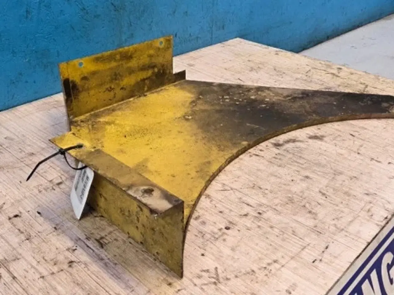 Billede 5 - New Holland TX68 Beskyttelseskærm 84031307