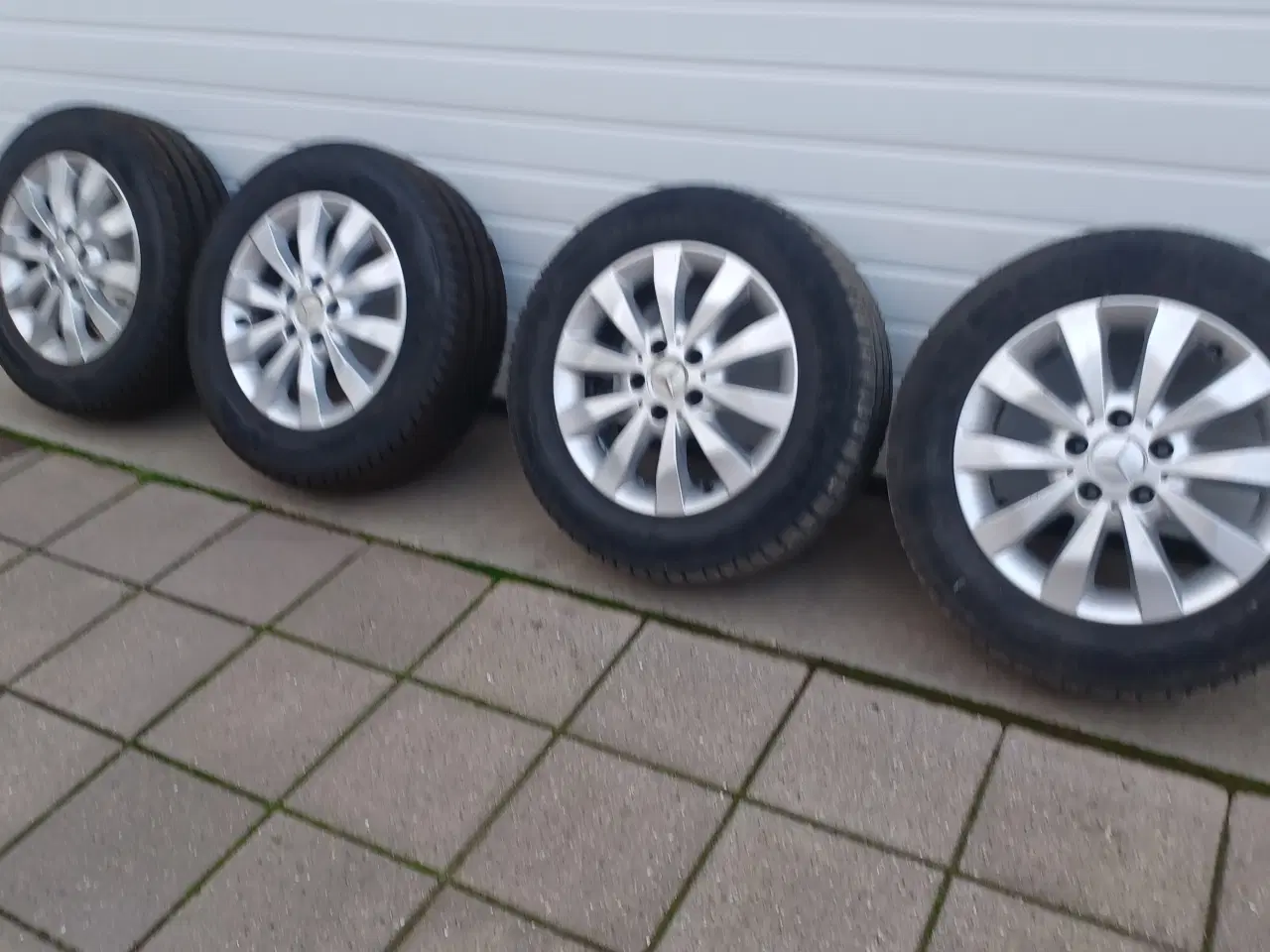 Billede 3 - Mercedes Vito vinteraluhjul.