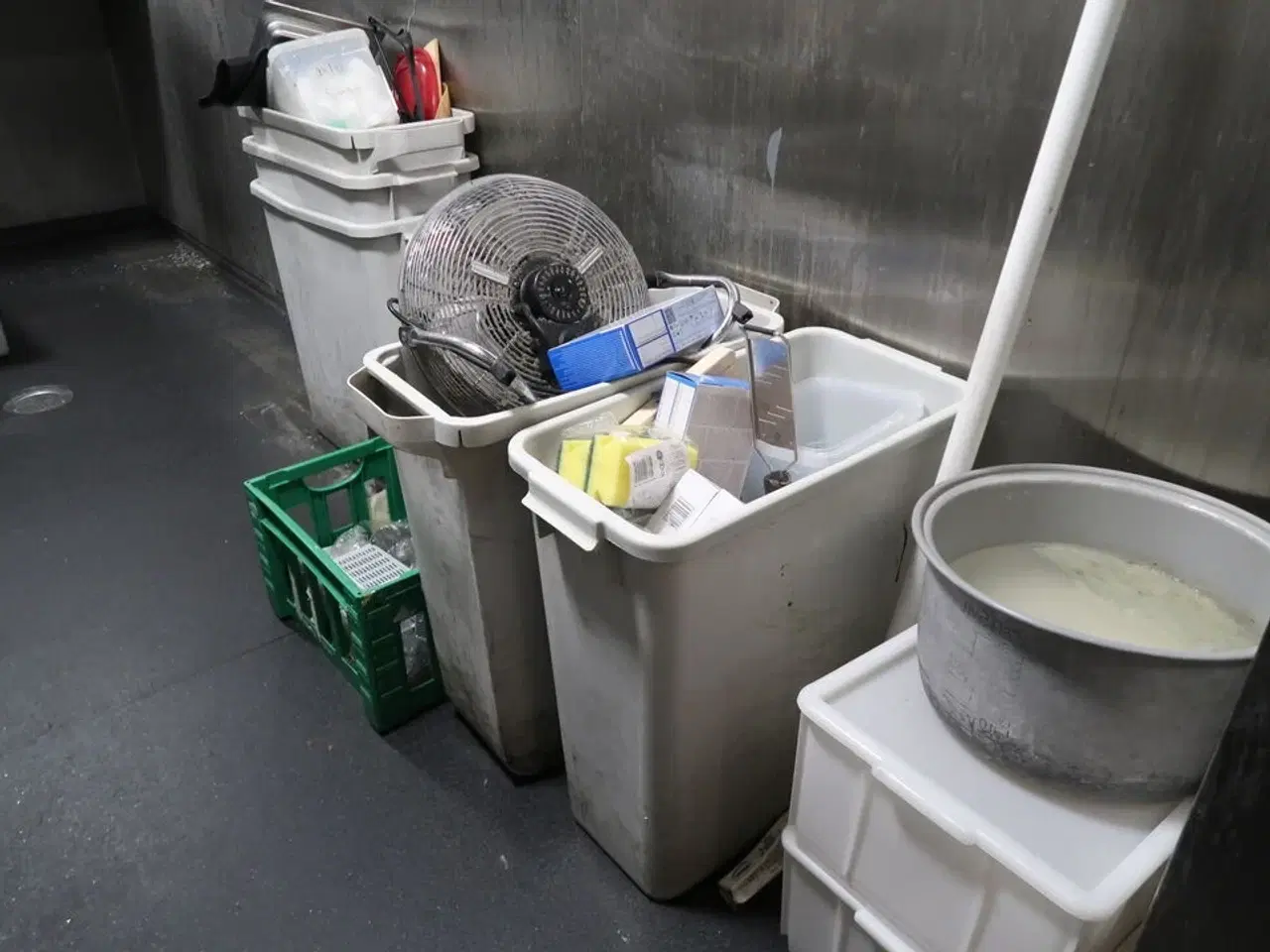 Billede 1 - Tøm hjørnet