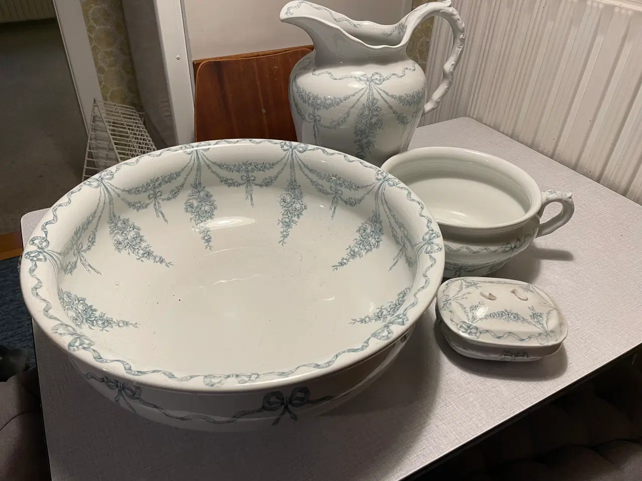 Billede 3 - Servante sæt 4 dele