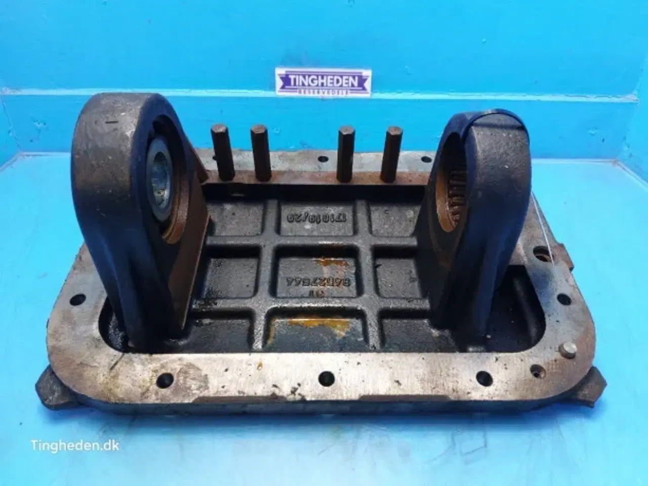 Billede 13 - Case Puma 185 Flangedæksel 84414270