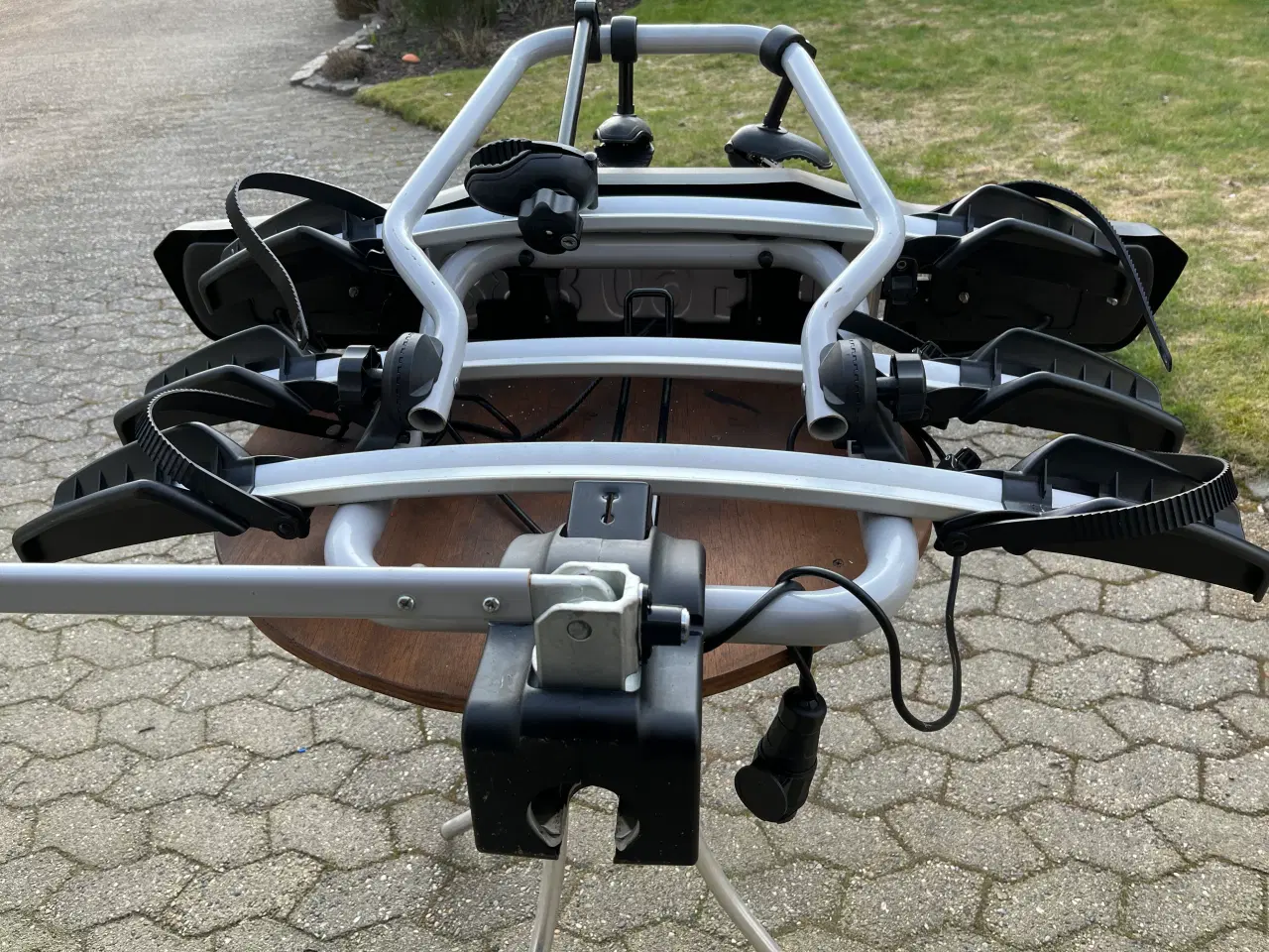 Billede 2 - Cykel holder til bil.