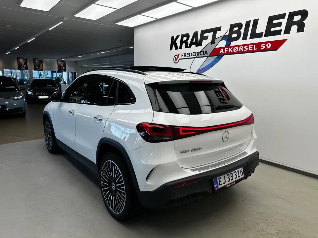 Billede 3 - Mercedes EQA250+  AMG Line