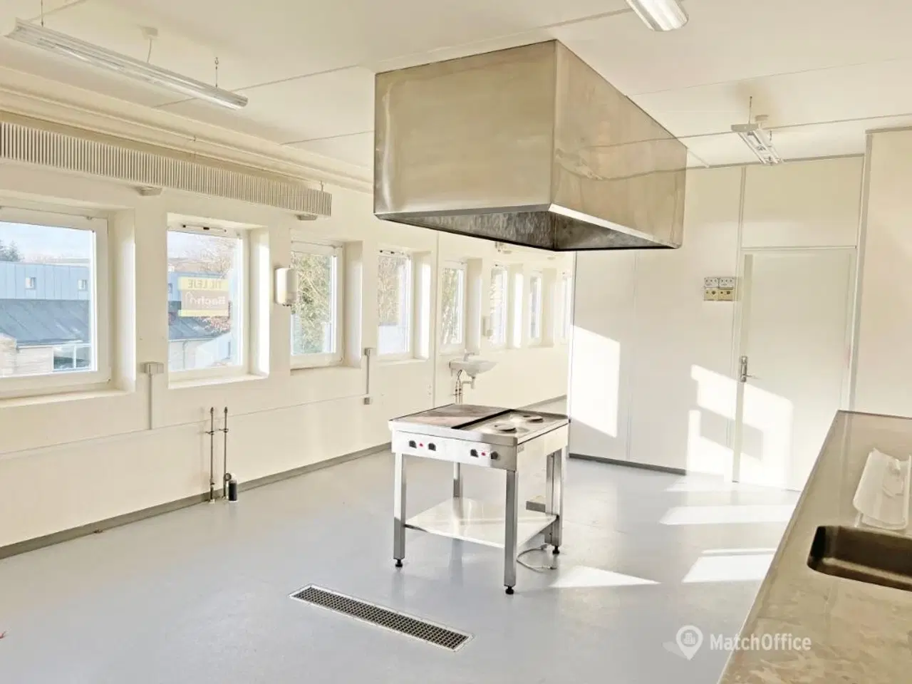 Billede 10 - Kontor i markant ejendom ved Indre Ringvej - i alt ca. 800 kvm