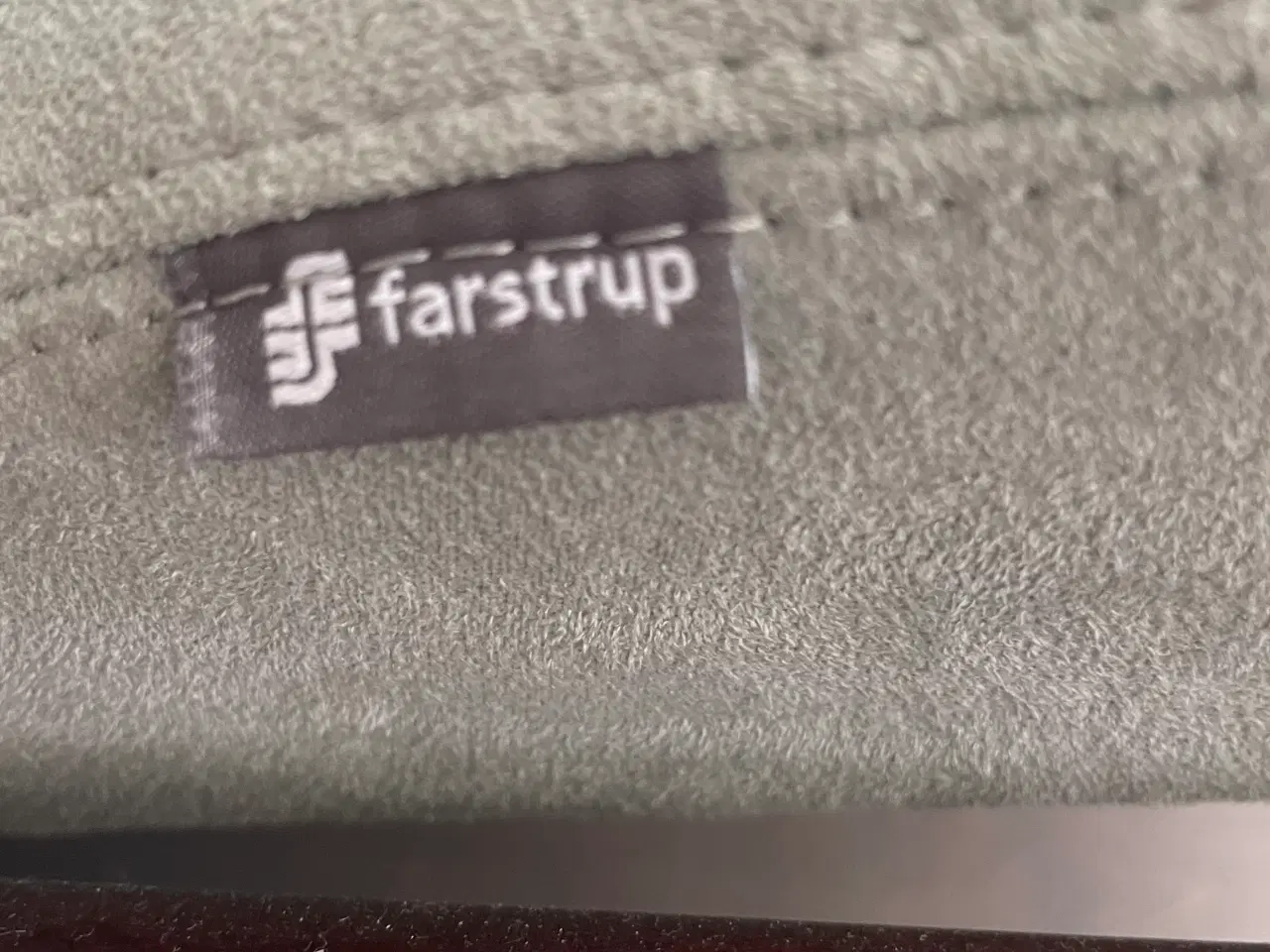 Billede 4 - Farstrup lænestol og fodskammel