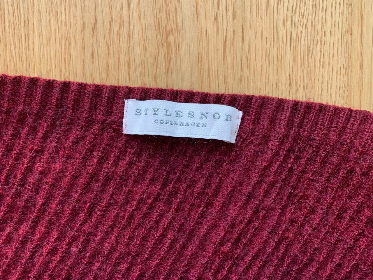 Billede 3 - Stylesnob bordeaux tørklæde