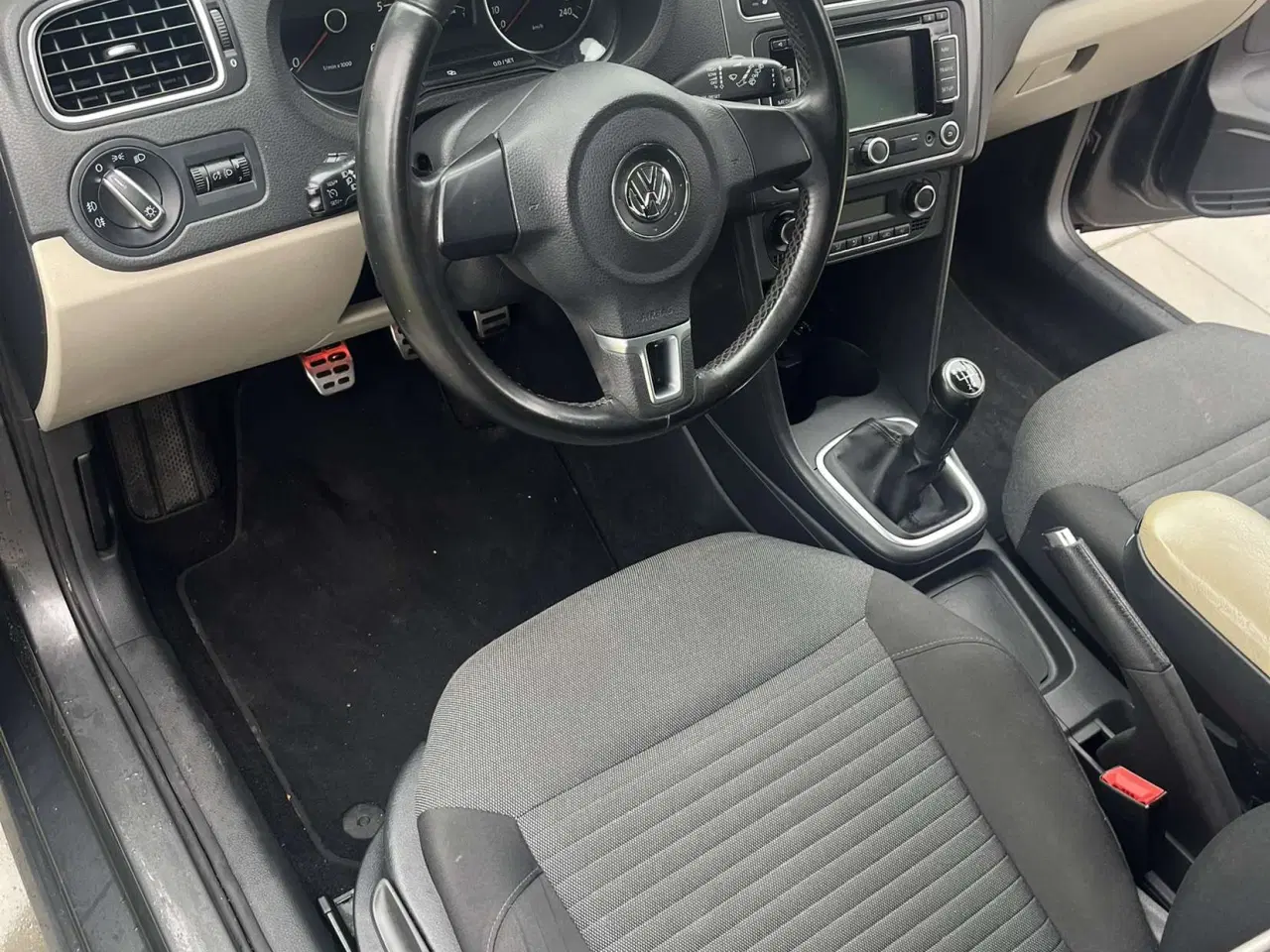 Billede 8 - VW POLO 1.6 TDI 90HK NYSYNET & NYSERVICERET