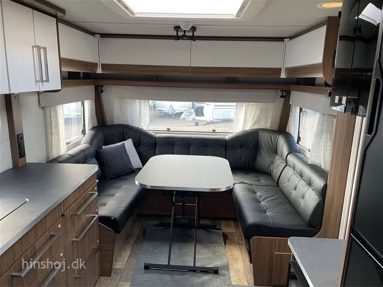 Billede 2 - 2024 - Polar Customized 560 FW A   Topmodel af Polar med alt i udstyr fra Hinshøj Caravan A/S