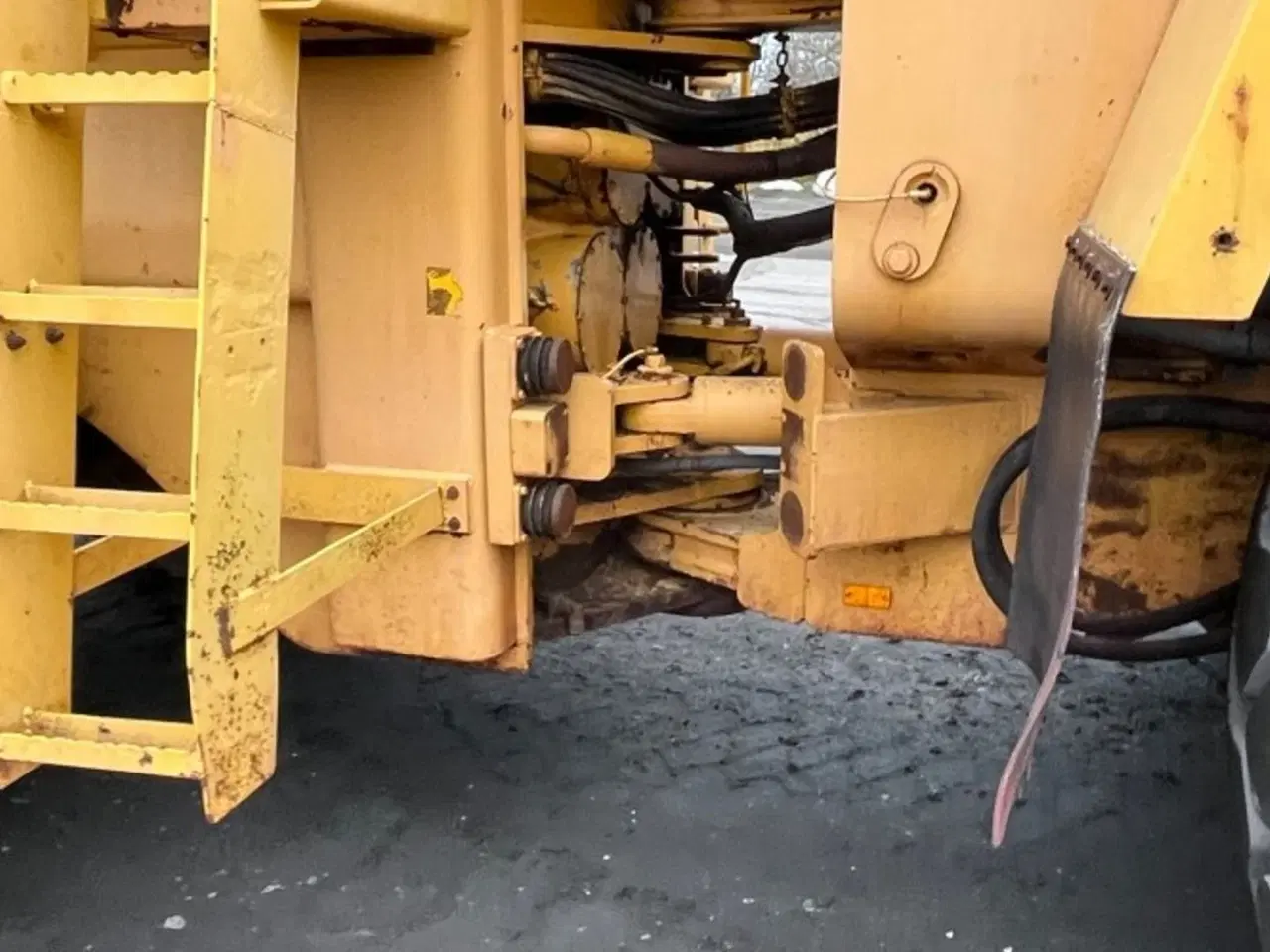 Billede 19 - Volvo L330D Stor ged med 16L motor med 496hk, skovl og centralsmørring.