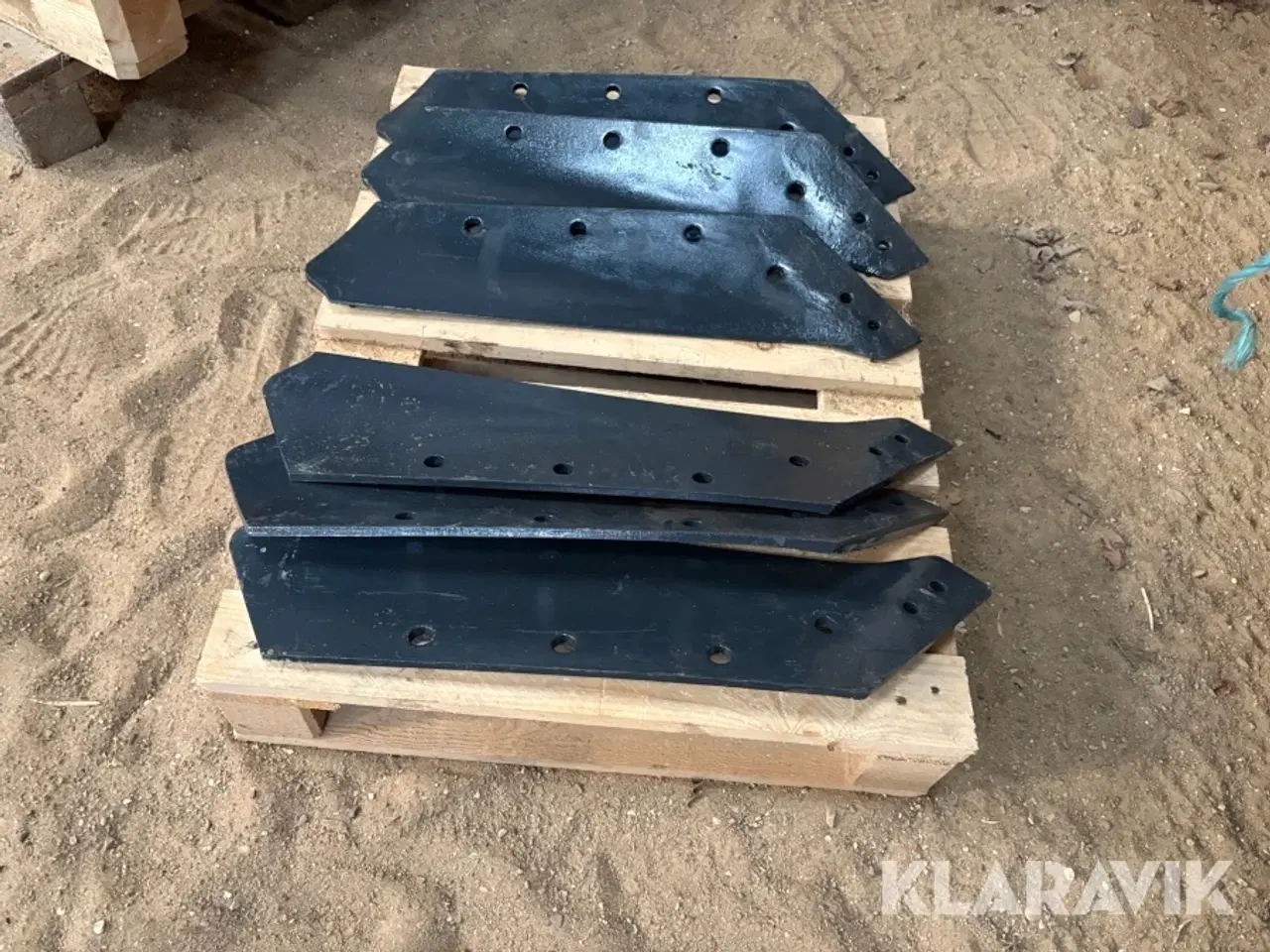 Billede 8 - Plovskærer Kverneland 6 styk - 18 tommer
