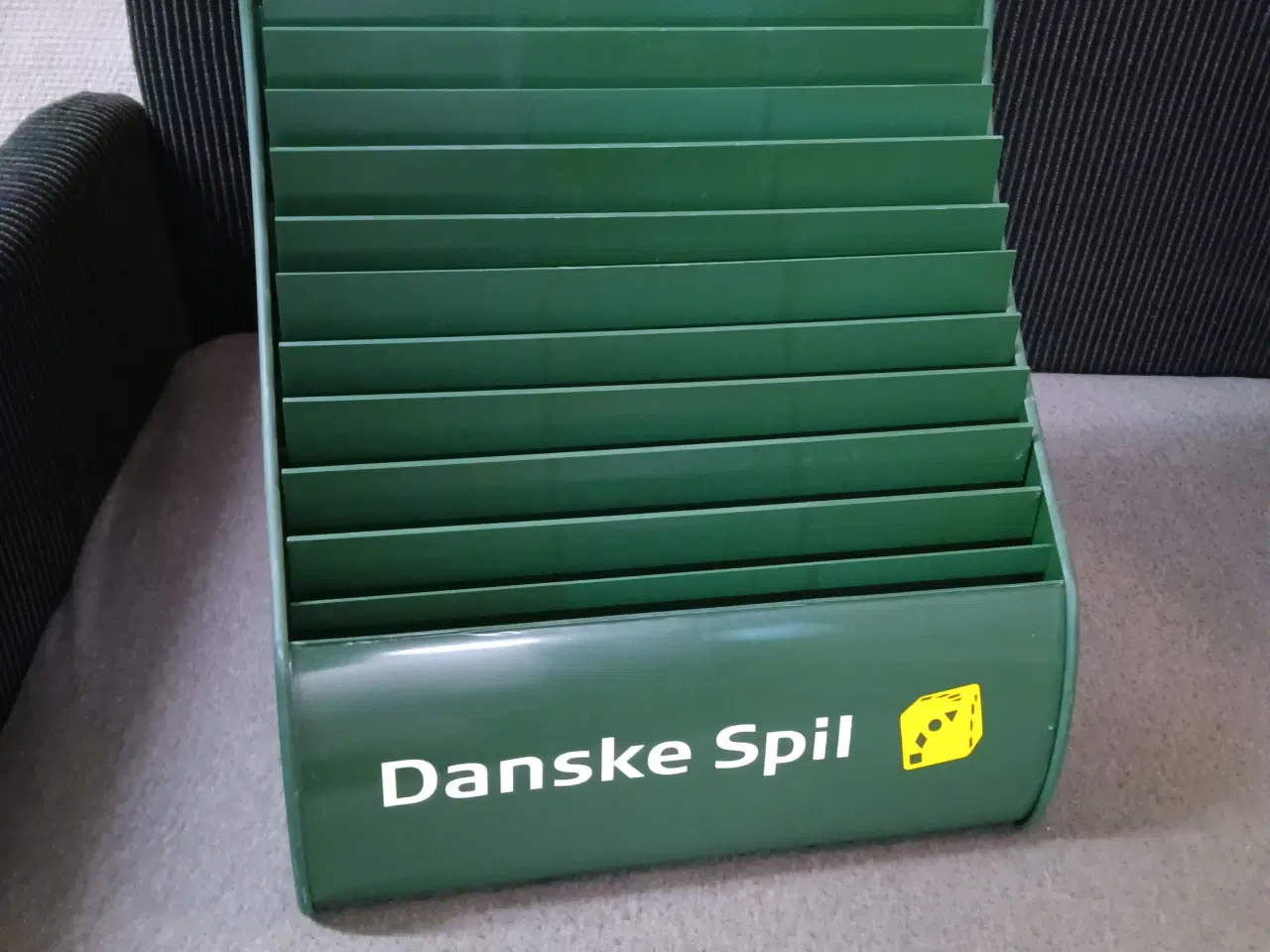 Billede 1 - Supermarket Danske spil bakke