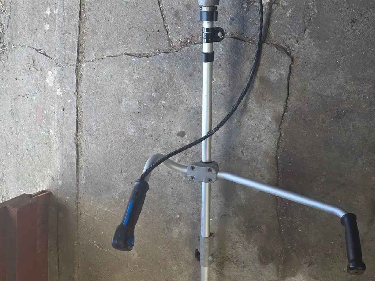 Billede 1 -  buskrydder / græstrimmer benzindrevet