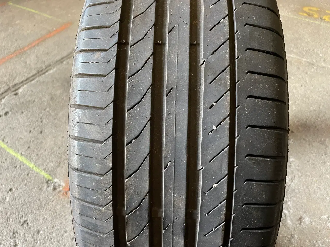 Billede 3 - 18 Continental 235/45r18 Ref.J91 sommer