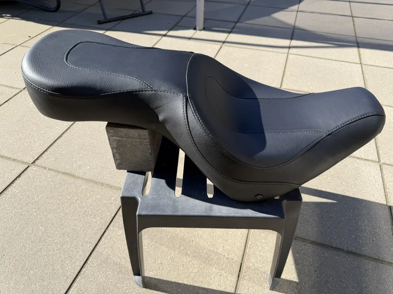 Billede 1 - Harley Davidson Sundowner Two-Up Seat (sadel)