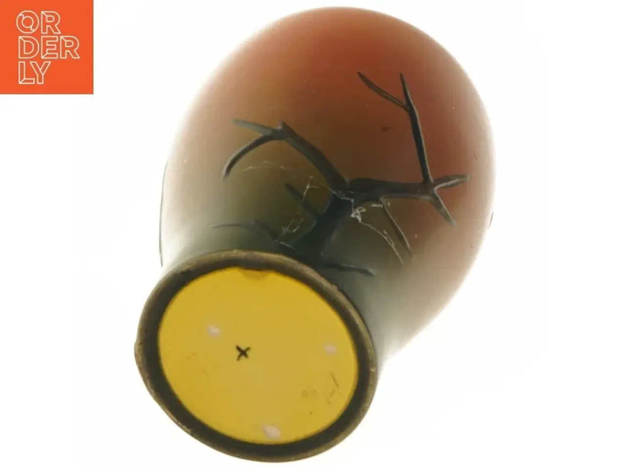 Billede 2 - Ipsens Enke, Bornholm. Vase af keramik. Motiv af fugle på gren. (str. Ø 7,5x25 cm)