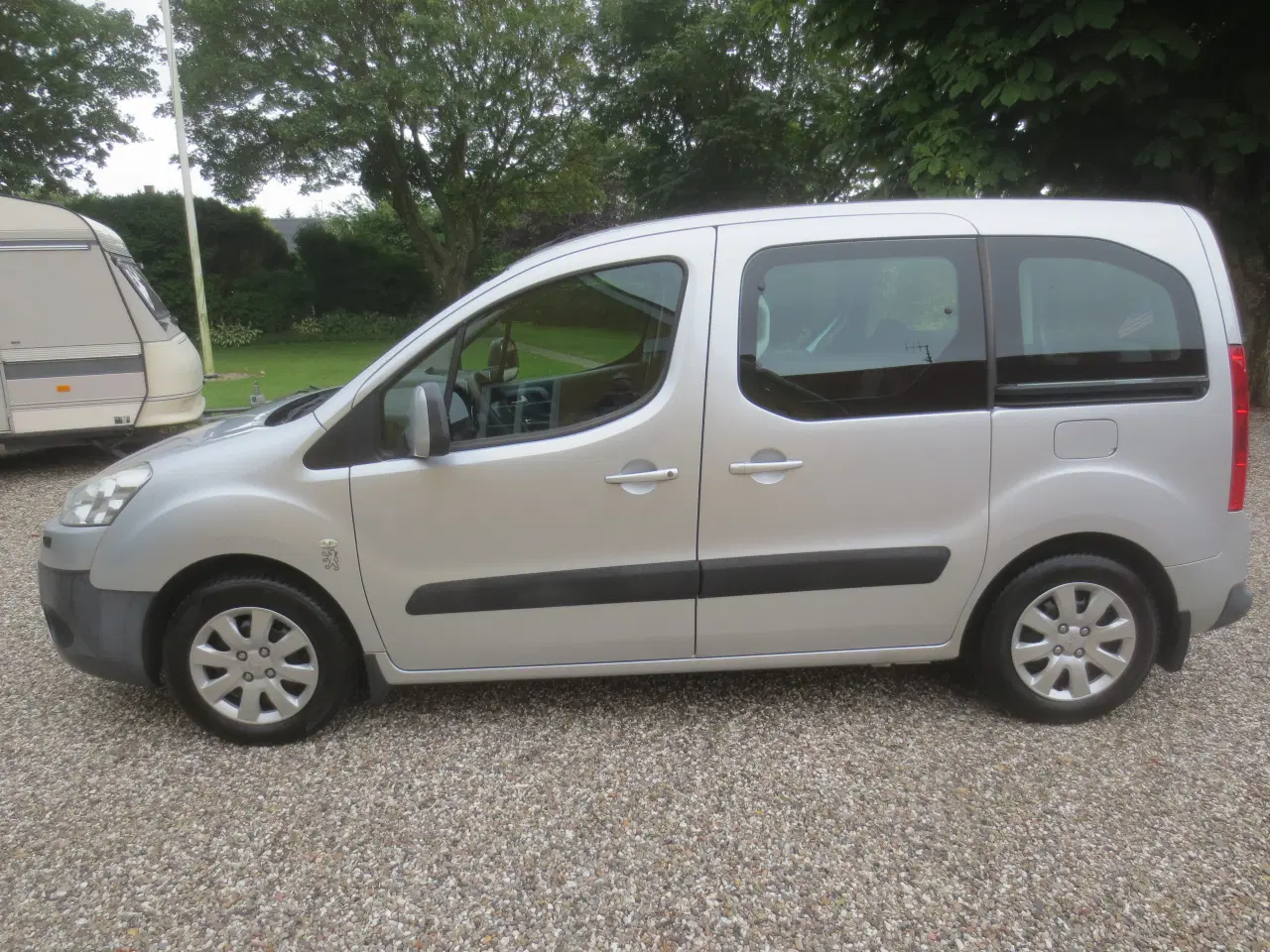 Billede 10 - Peugeot Partner 1.6 HDi År 2011, Nysynet. 