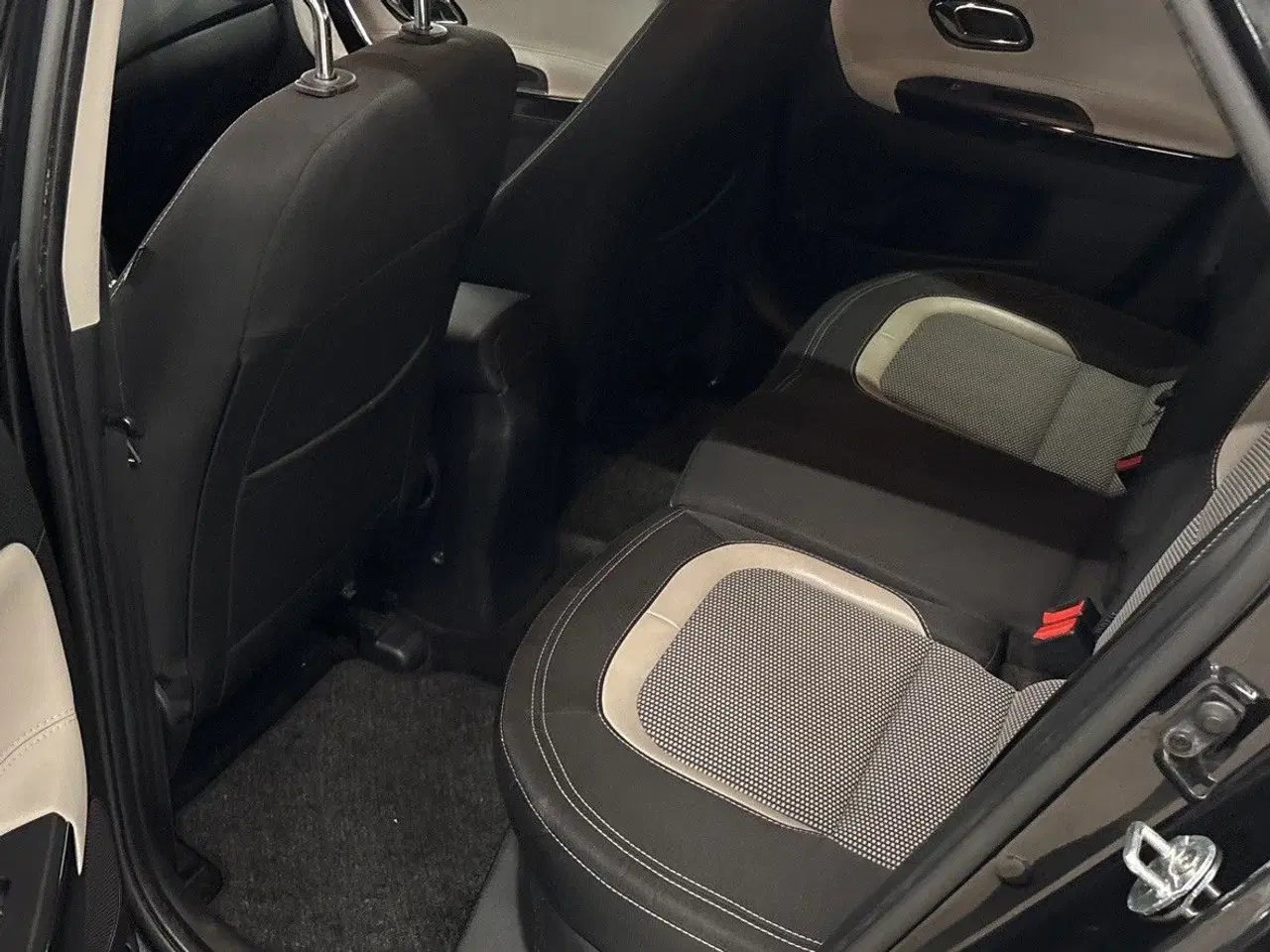 Billede 6 - Kia Ceed SW 1,0 T-GDI Limited 100HK Stc 6g