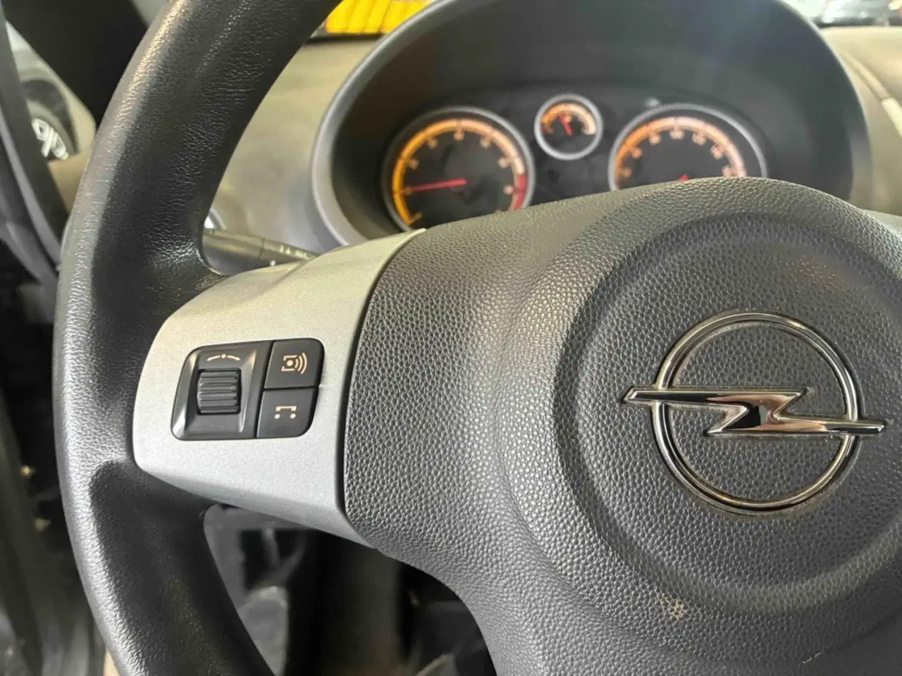 Billede 6 - Opel Corsa 1,0 Twinport Edition 111 65HK 5d