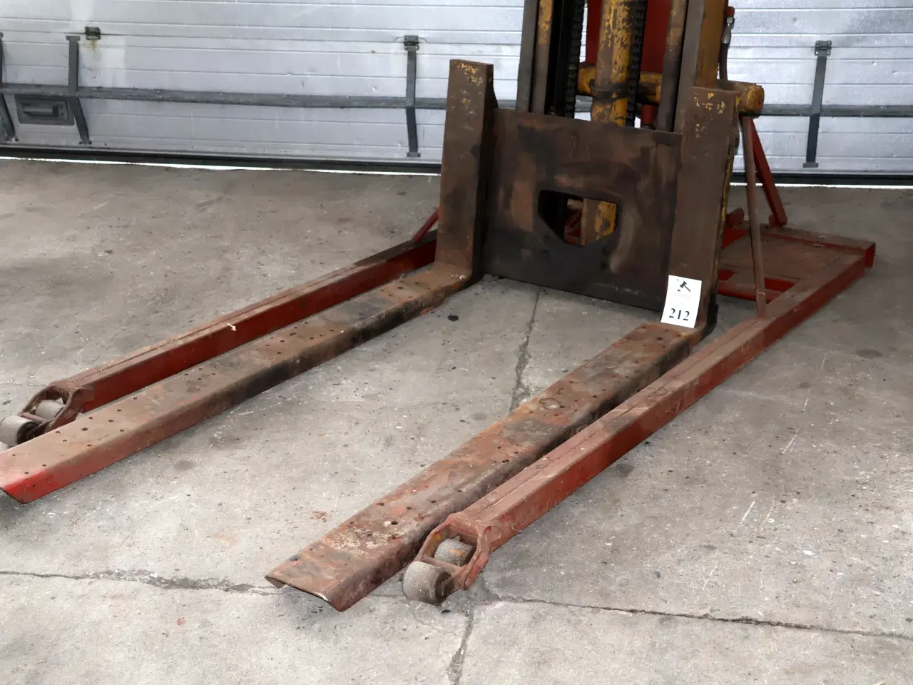 Billede 2 - Hjemmelavet autolift, afprøvet uden bil, kører