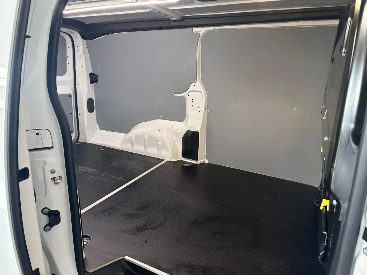 Billede 14 - Citroën Jumpy 2,0 BlueHDi 180 L3 MasterLine EAT8