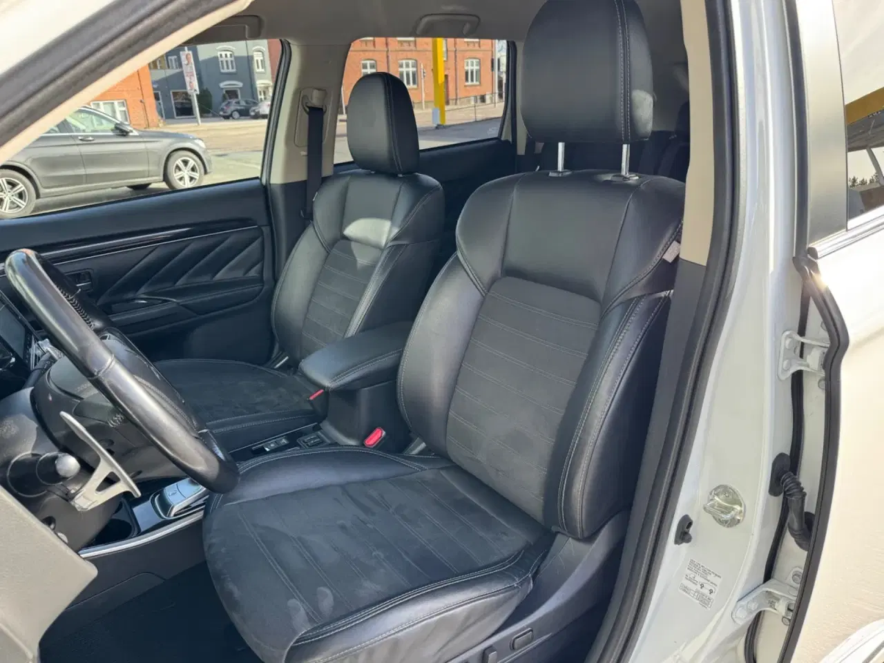 Billede 11 - Mitsubishi Outlander 2,4 PHEV Intense CVT 4WD