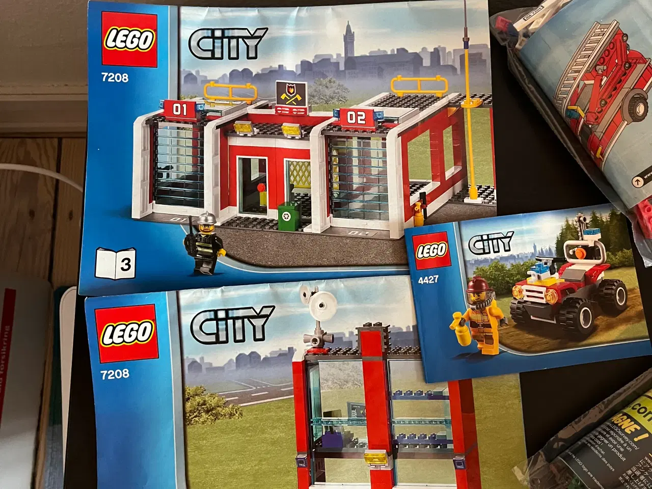 Billede 2 - LEGO City brandstation og politistation 