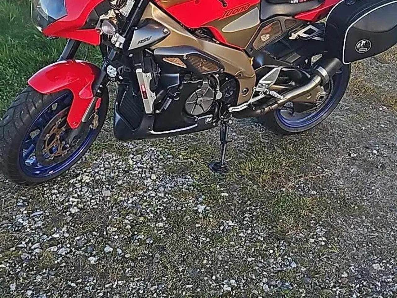 Billede 1 - Aprilia tuono