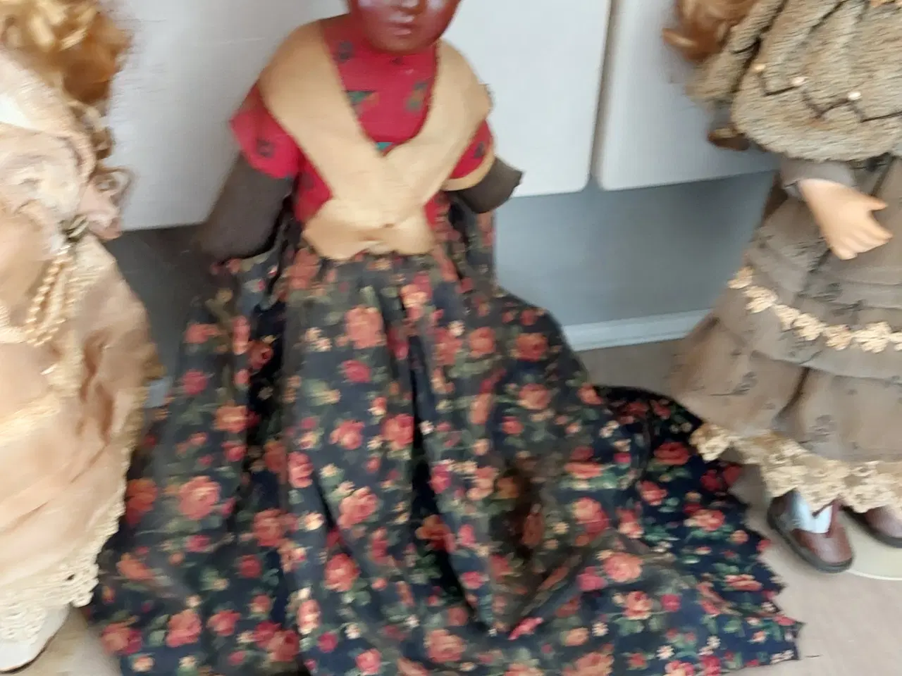 Billede 1 - Gamle dukker