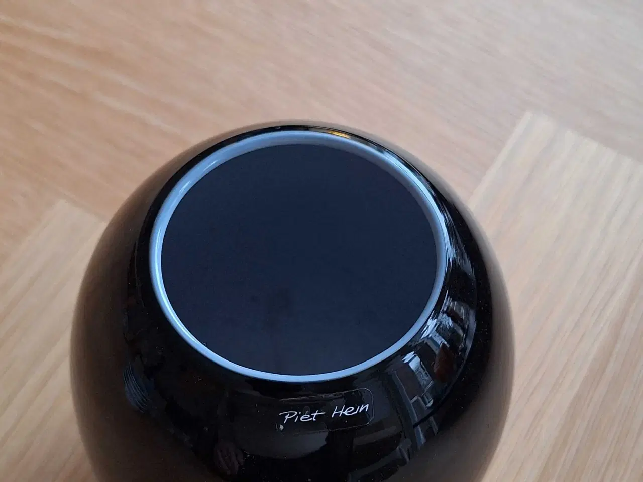 Billede 3 - Sort glas vase