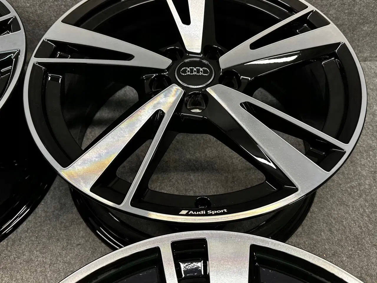 Billede 5 - AUDI A3 8Y 8Y0 18 8.0" x 18" 5x112 ET 46